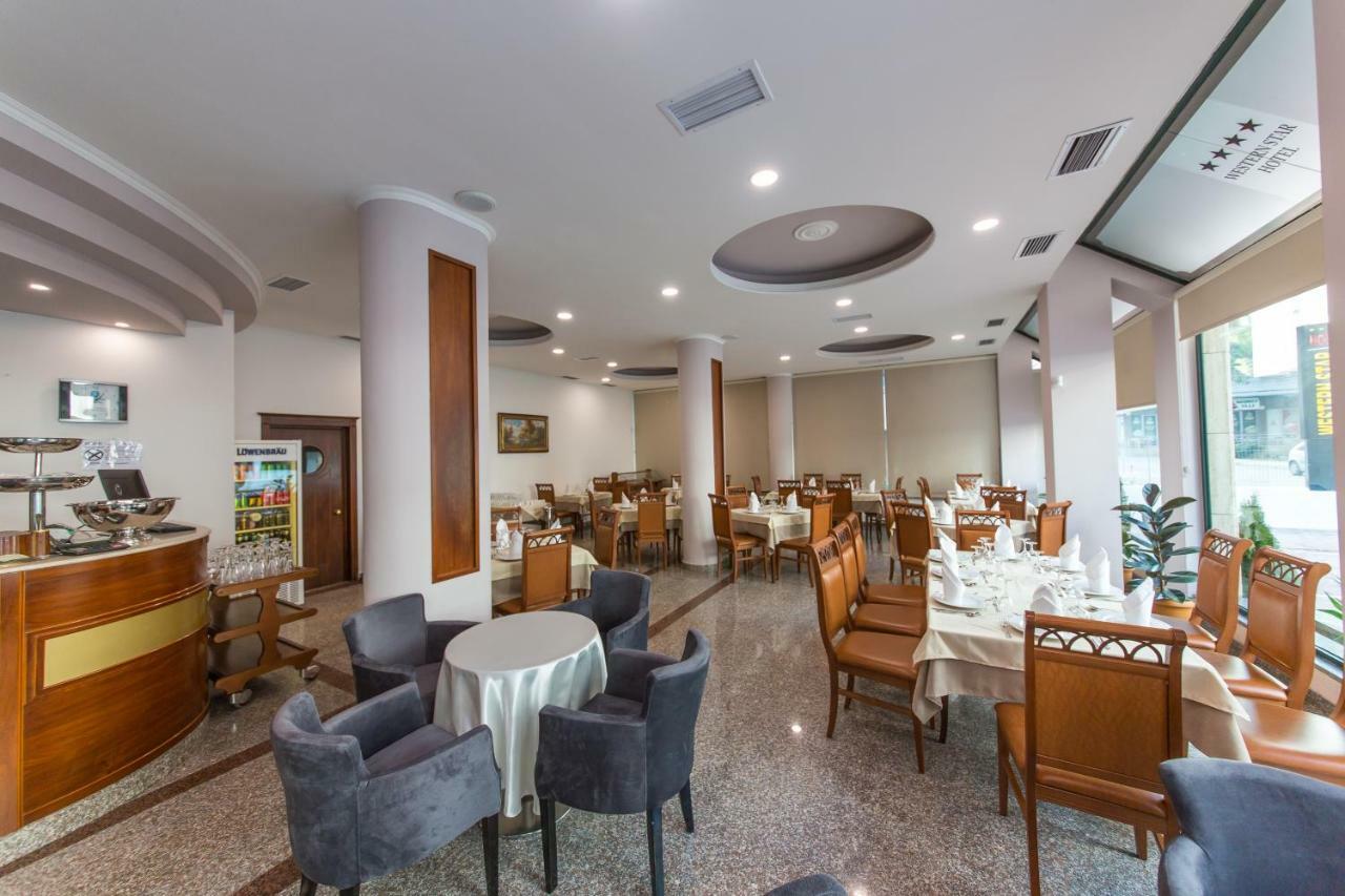 Western Star Hotel Durrës Esterno foto